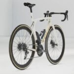 Trek MADONE SLR 7 AXS Gen 8 – Image 2