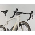 Trek MADONE SLR 7 AXS Gen 8 – Image 5
